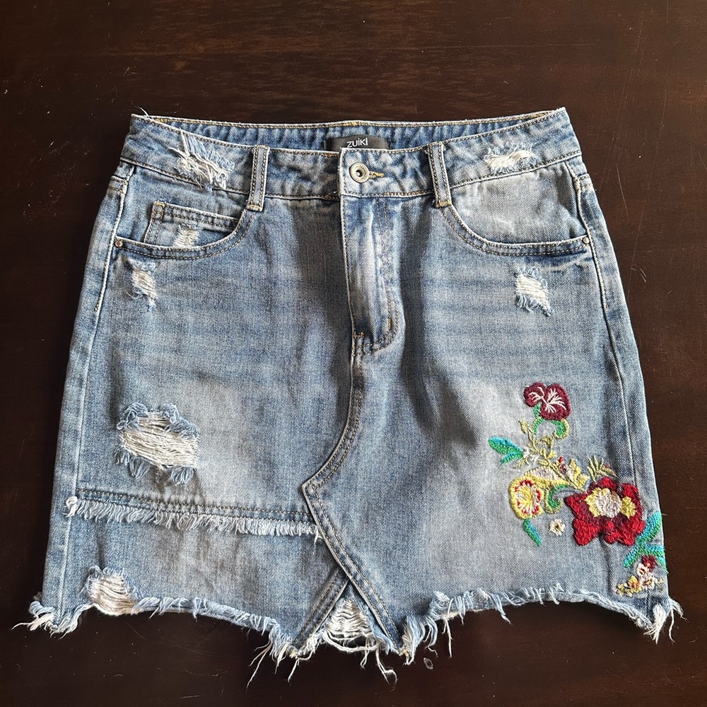 Y2K Zuiki Distressed Floral Embroidered Denim Mini Skirt M